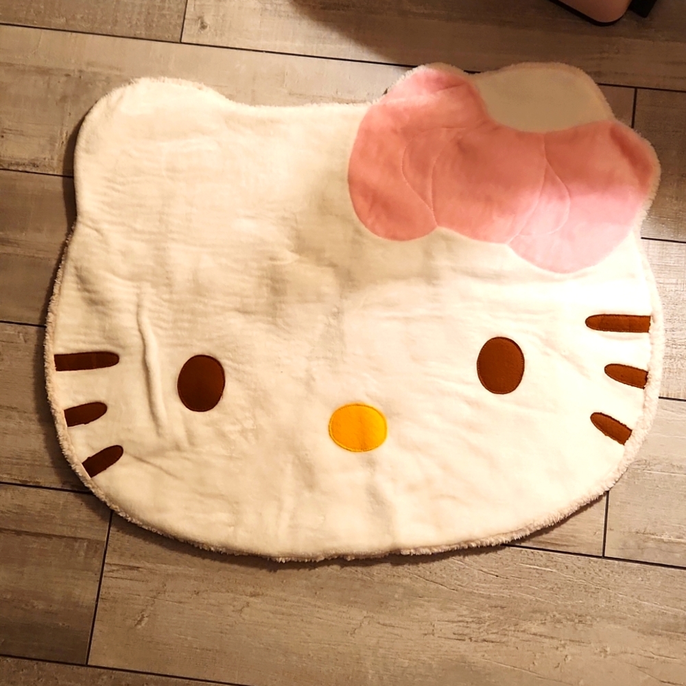 Hello kitty rug